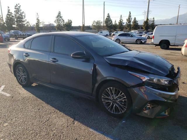2023 Kia Forte Gt Line - Фото 4