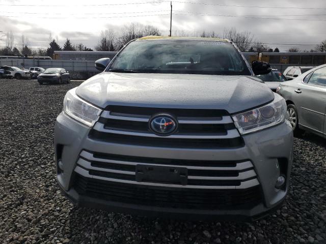 2019 Toyota Highlander Hybrid - Image 5