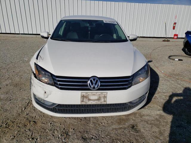2015 Volkswagen Passat S - Фото 5