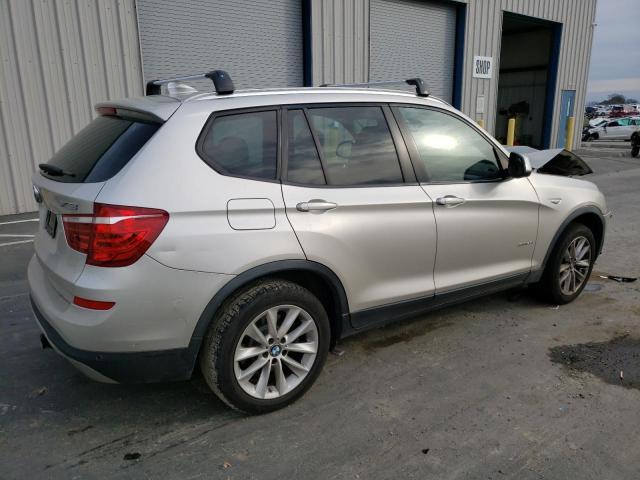 2017 BMW X3 Sdrive28I - Фото 3