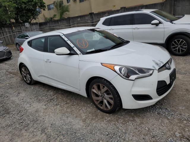 2016 Hyundai Veloster - Фото 4