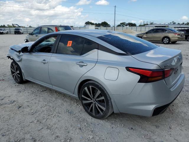 2019 Nissan Altima Sr - Фото 2