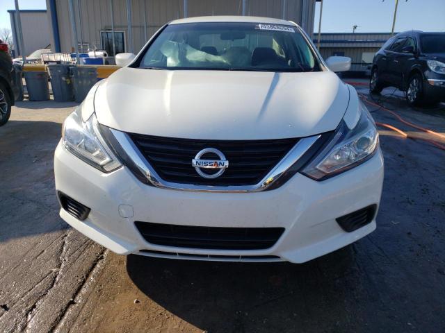 2017 Nissan Altima 2.5 - Image 5