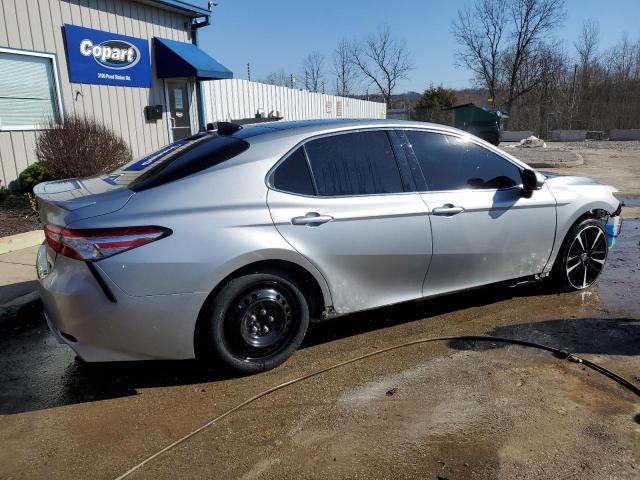 2020 Toyota Camry Xse - Фото 3