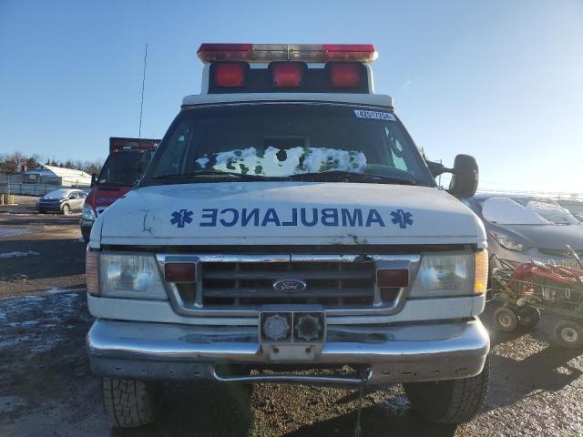 2003 Ford Econoline E350 Super Duty Van - Image 5