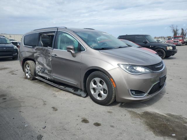 2017 Chrysler Pacifica Touring L Plus - Фото 4