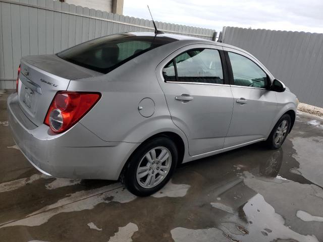 2014 Chevrolet Sonic Lt - Фото 3