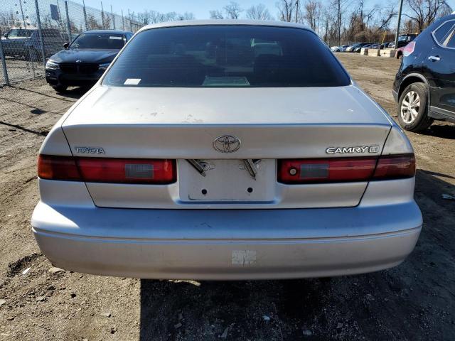 1998 Toyota Camry Ce - Фото 6