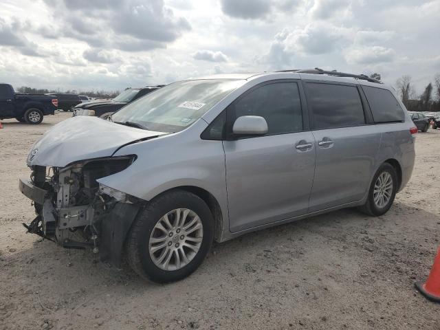 2012 Toyota Sienna Xle