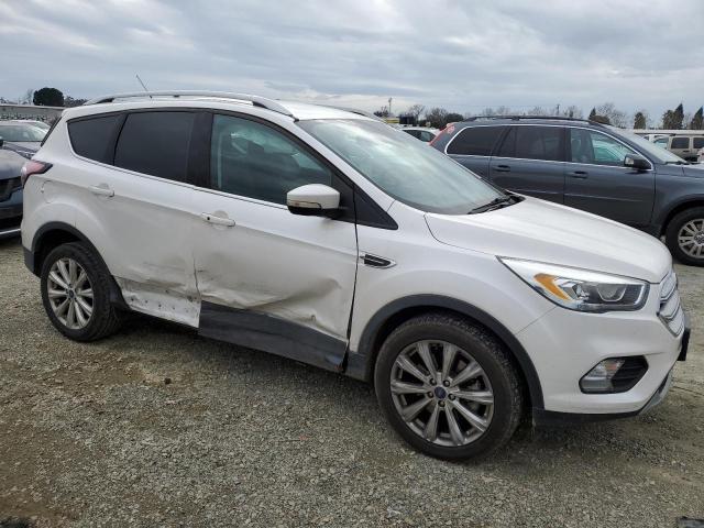 2017 Ford Escape Titanium - Фото 4