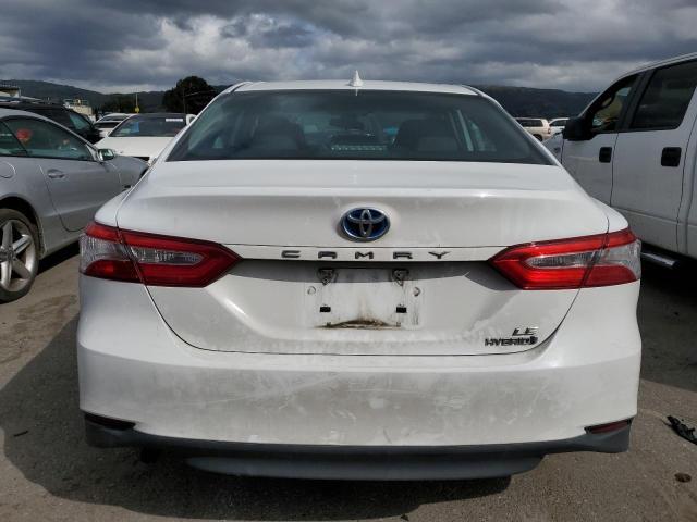 2020 Toyota Camry Le - Фото 6