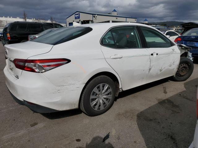 2020 Toyota Camry Le - Фото 3
