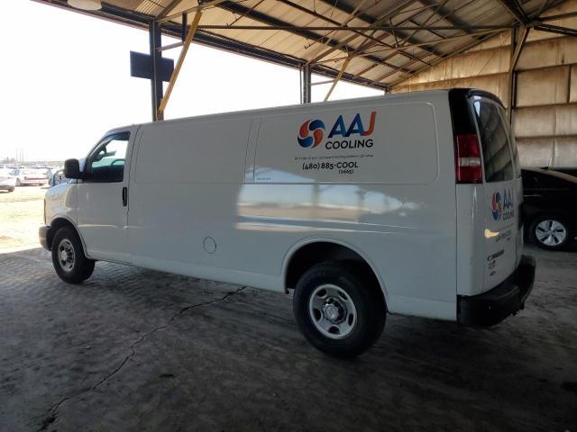 2017 Chevrolet Express G2500 - Фото 2