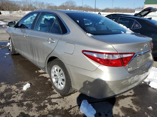 2016 Toyota Camry Le - Фото 2