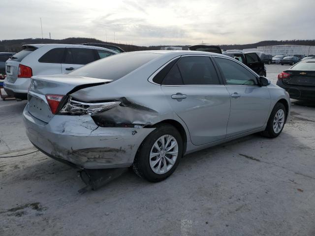 2015 Toyota Camry Le - Фото 3
