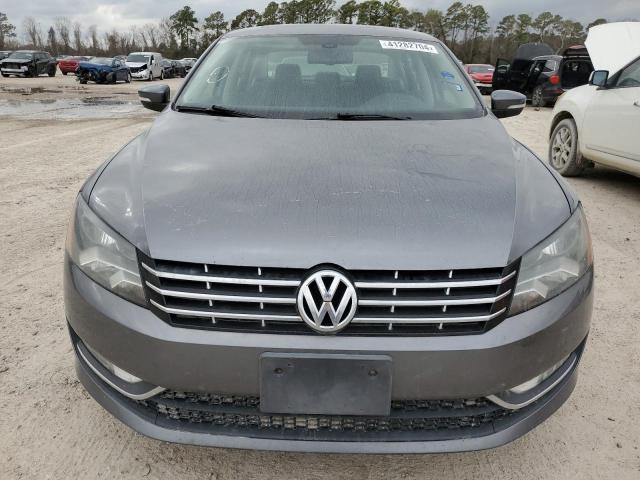 2013 Volkswagen Passat Se - Image 5