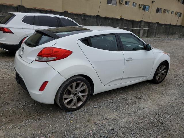 2016 Hyundai Veloster - Фото 3