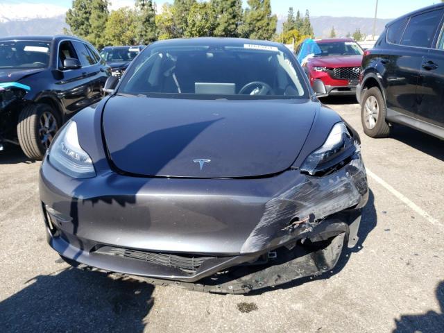 2018 Tesla Model 3 - Фото 5