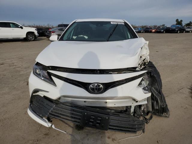 2023 Toyota Camry Le - Фото 5
