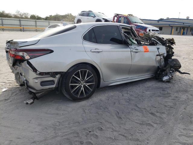 2022 Toyota Camry Se - Фото 3