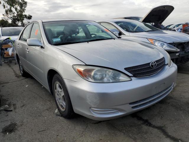 2002 Toyota Camry Le - Фото 4
