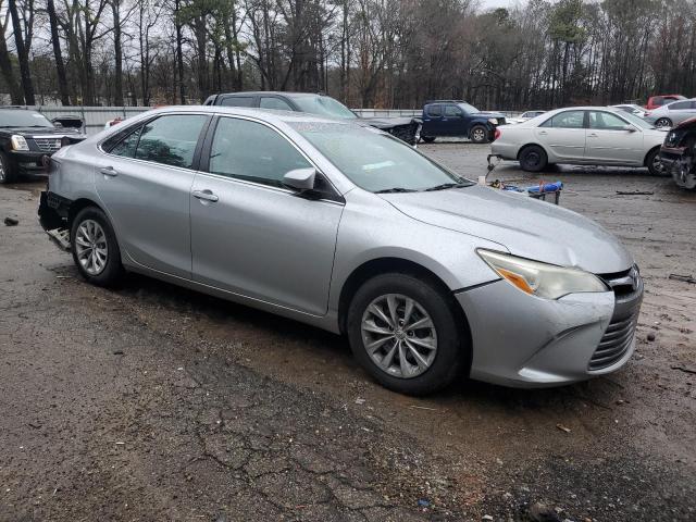 2015 Toyota Camry Le - Фото 4