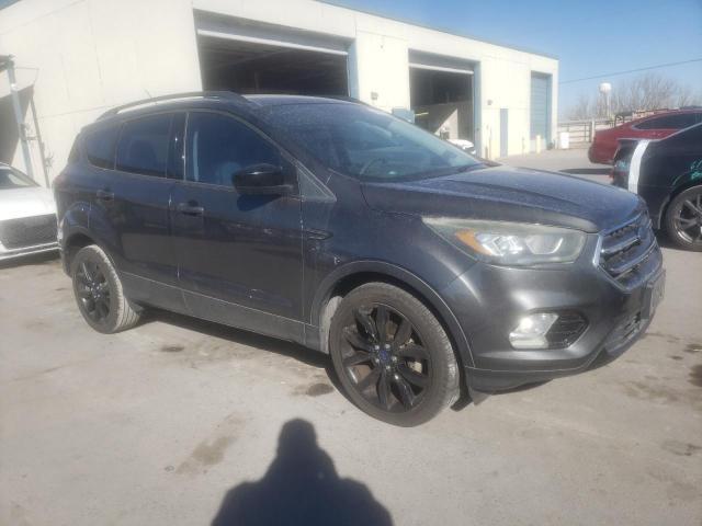2017 Ford Escape Se - Фото 4