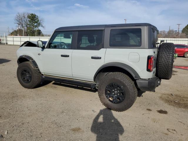 2022 Ford Bronco Base - Фото 2