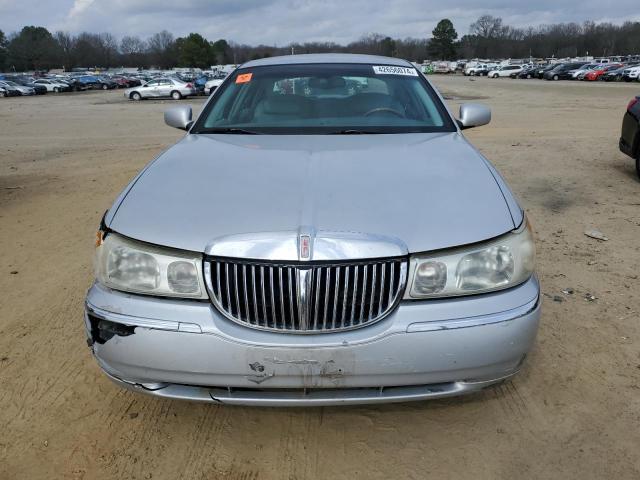 2002 Lincoln Town Car Signature - Фото 5
