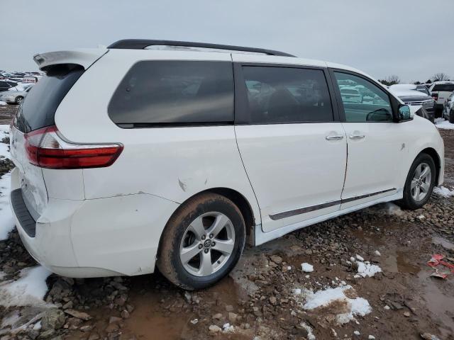 2019 Toyota Sienna Le - Фото 3