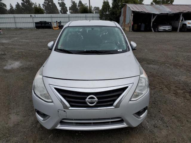 2017 Nissan Versa S - Фото 5