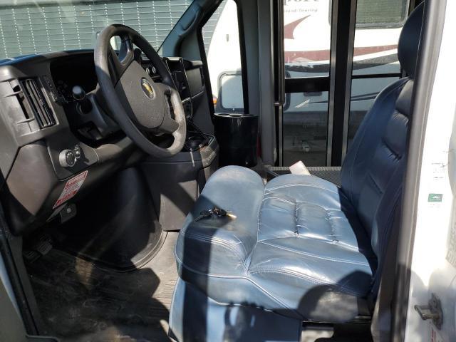 2011 Chevrolet Express G4500 - Фото 7
