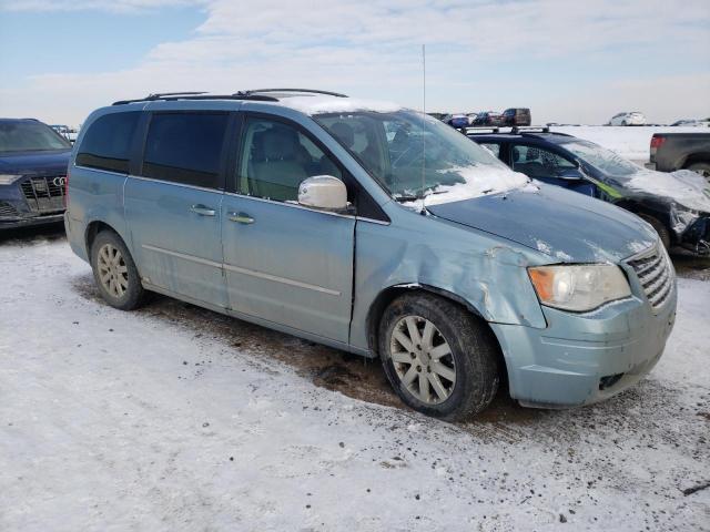 2010 Chrysler Town & Country Touring - Фото 4