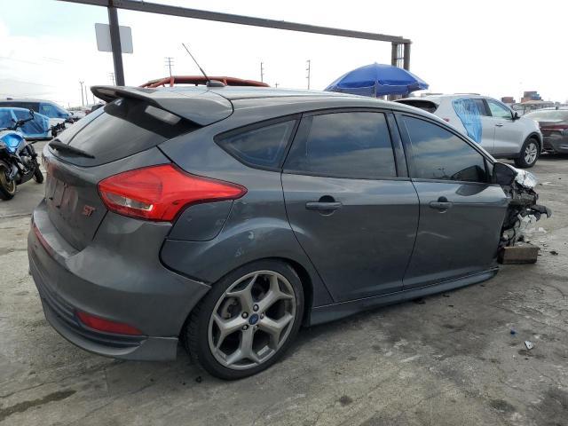 2017 Ford Focus St - Фото 3