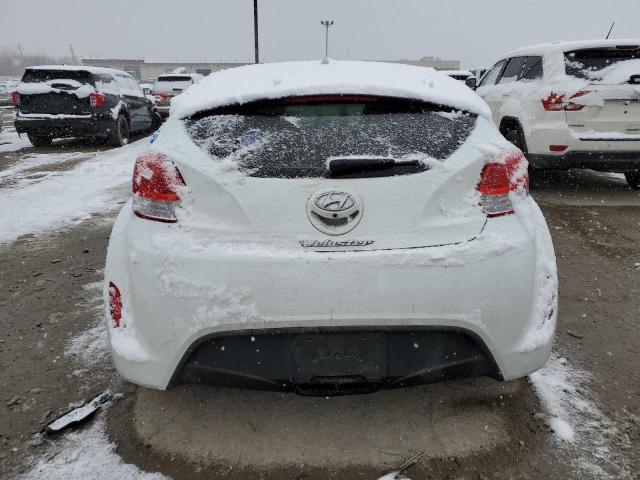 2016 Hyundai Veloster - Фото 6