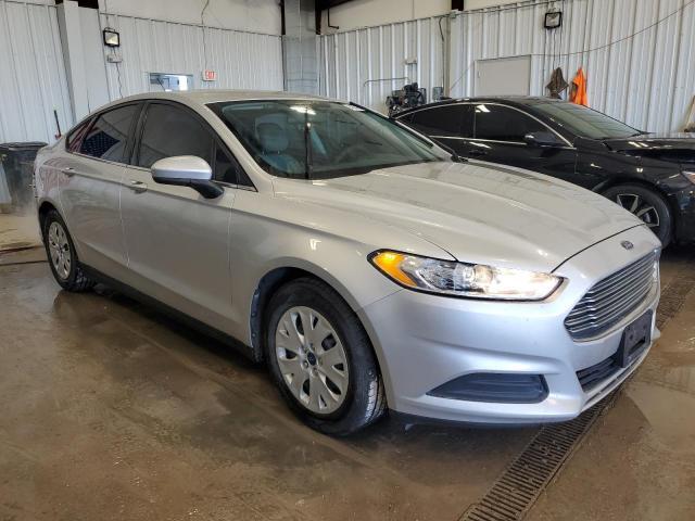 2013 Ford Fusion S - Image 4