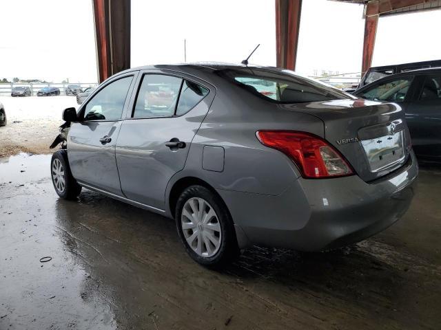 2014 Nissan Versa S - Фото 2