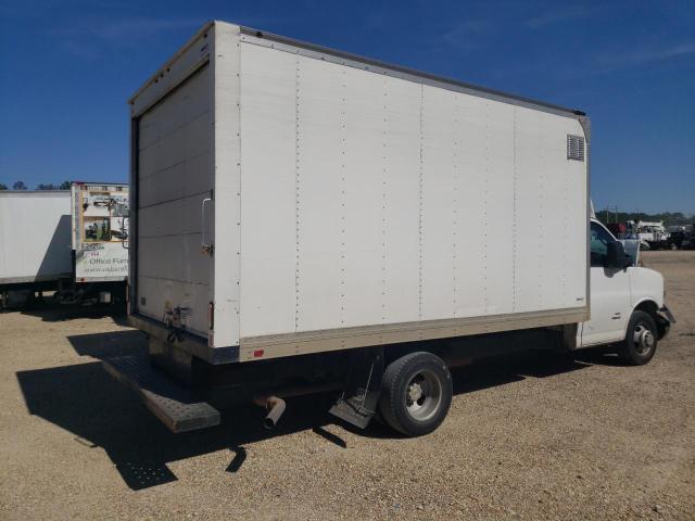 2018 Chevrolet Express G4500 - Фото 3