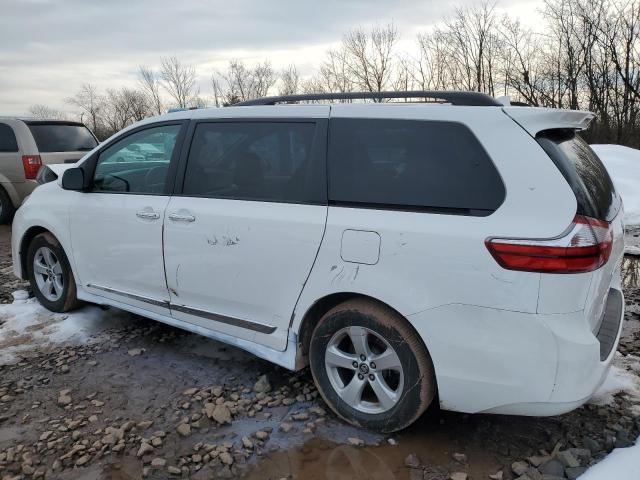 2019 Toyota Sienna Le - Фото 2