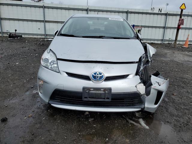 2015 Toyota Prius - Image 5