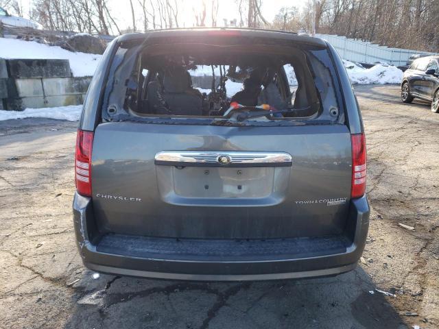 2010 Chrysler Town & Country Touring - Фото 6