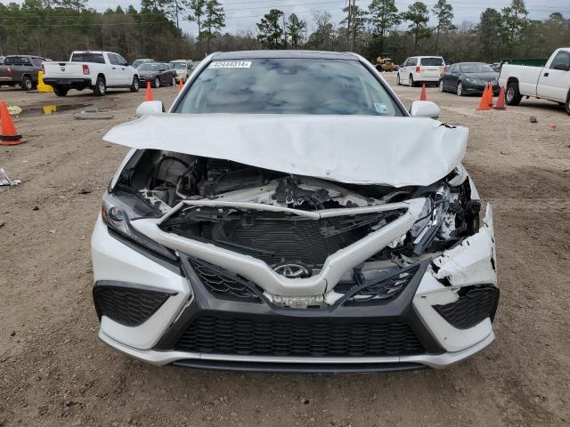 2021 Toyota Camry Xse - Фото 5