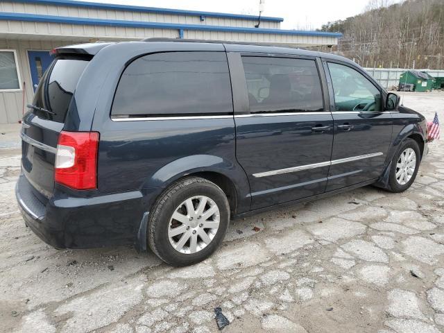 2013 Chrysler Town & Country Touring - Фото 3