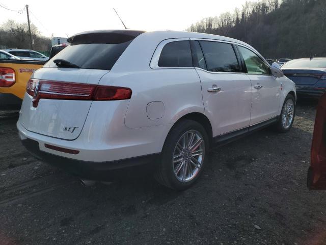 2019 Lincoln Mkt - Фото 3