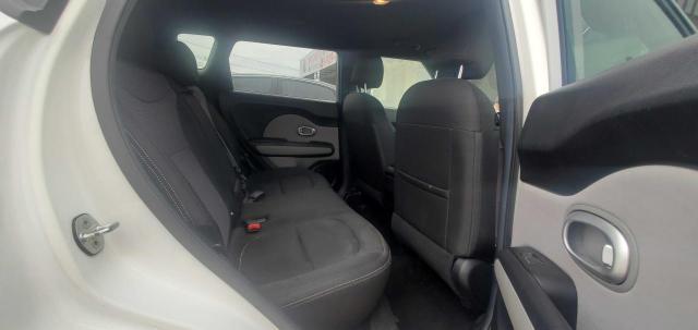 2017 Kia Soul + - Фото 6