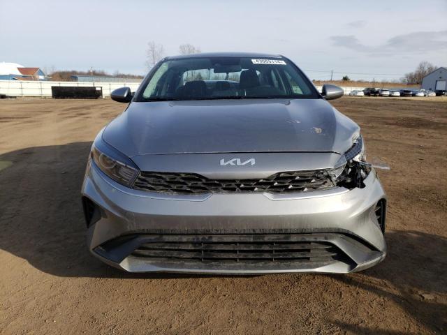 2022 Kia Forte Fe - Image 5