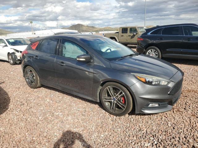 2016 Ford Focus St - Фото 4