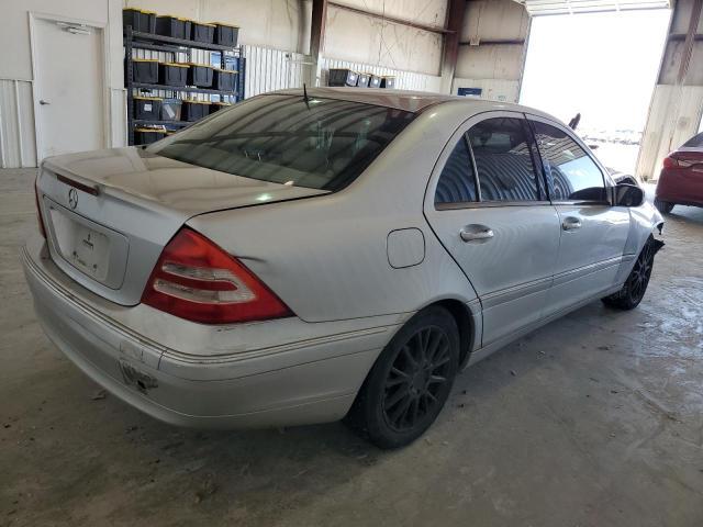 2002 Mercedes-Benz C 240 - Фото 3