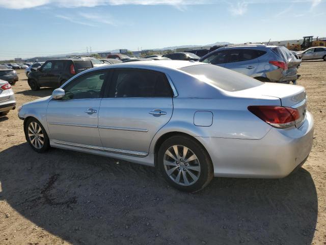 2011 Toyota Avalon Base - Фото 2