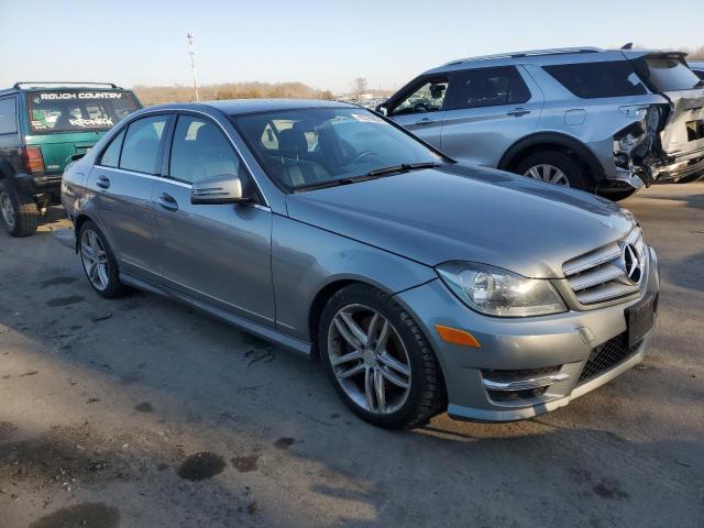 2013 Mercedes-Benz C 300 4Matic - Фото 4